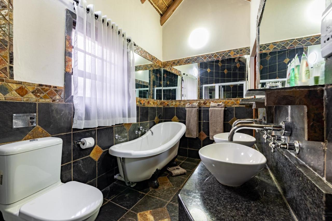 Zulu Nyala Game Lodge Hluhluwe Kültér fotó