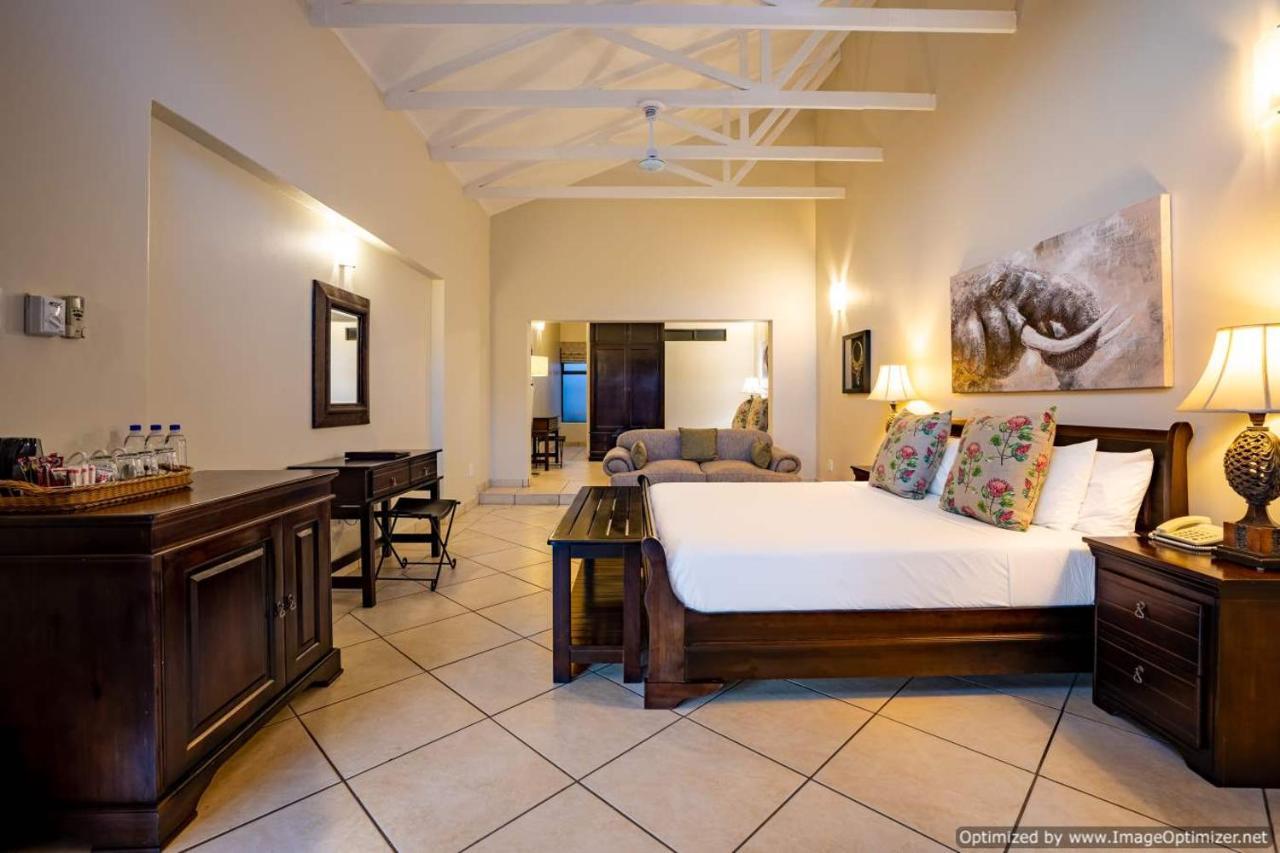 Zulu Nyala Game Lodge Hluhluwe Kültér fotó